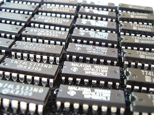 74 Series IC Component